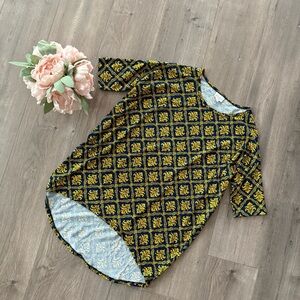 New LulaRoe Irma Regal Gold & Navy Printed Top